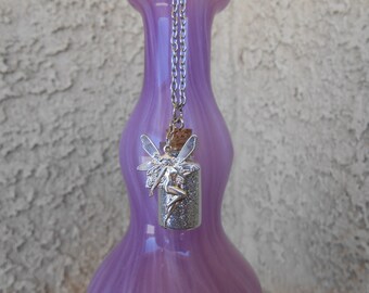 Wing Dust Necklace