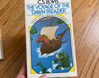 Voyage of the Dawn Treader by C S Lewis 1978 Pb, Vintage 1970s Kids Chapter Book