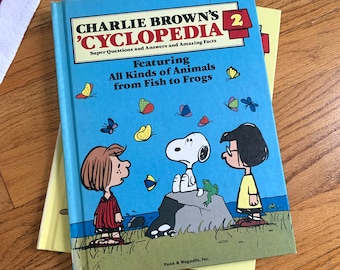 Vintage 1980s Childrens Book, Charlie Brown Cyclopedia Volume 2 All Kinds of Animals 1980 Hc