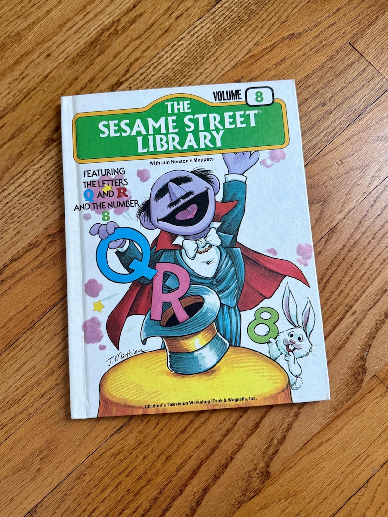 1978 Sesame Street Library Volume 8: Letters Q, R & Number 8 ...