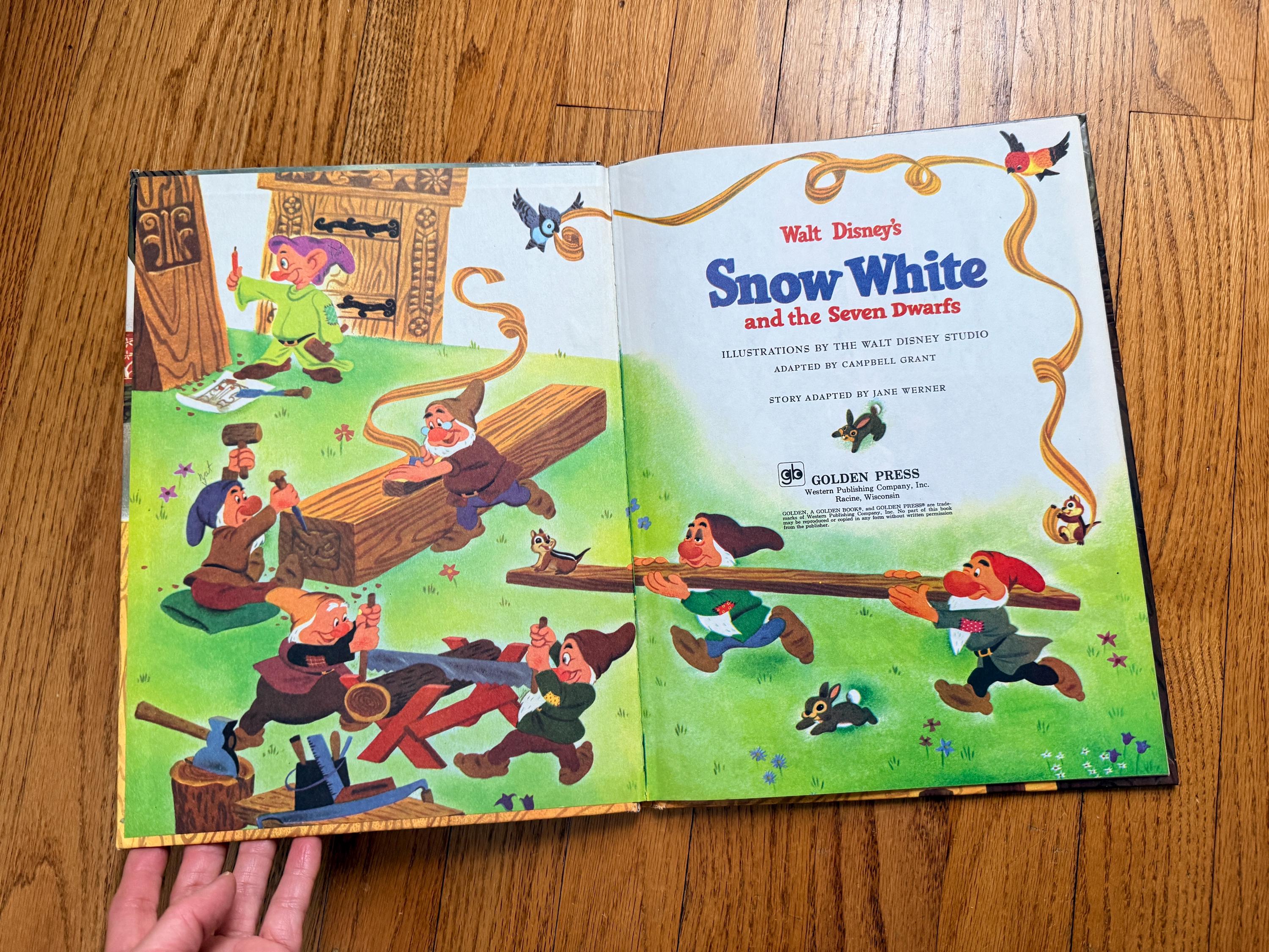1975 Walt Disney Snow White and the Seven Dwarfs - Big Golden Book ...