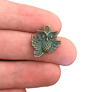4 Bronze Owl Charms w Bluish-Green Verdigris Patina 19mm x 17mm Double-Sided