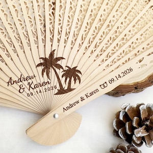 Bulk Wedding Fan Favors for Guests Personalized Engraved Wooden Fans Party Favours Engagement Party Gift Ideas Hand Fans for Bridesmaid Gift