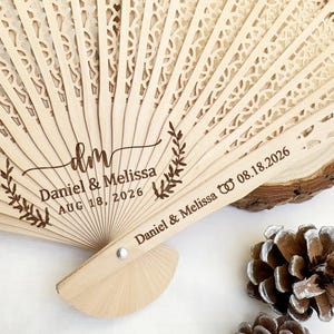 Bulk Wedding Fan Favors for Guests Personalized Fans Wedding Party Favors Custom Hand Fans For Couples Wedding Gift Ideas Baby Shower Favors