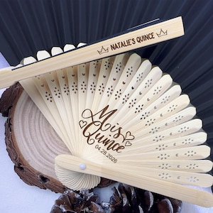 Personalized Paper Fan Birthday Favours in Bulk Custom Baptism Favours Sandalwood Party Fans Sweet 16 Sweet 15 Mis Quince Años Gift Hand Fan