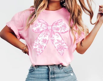 Chemise rose coquette à nœud, t-shirt Comfort Colors, ruban floral