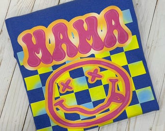 Maglietta grafica Retro Mama, design a quadri al neon, colori comodi