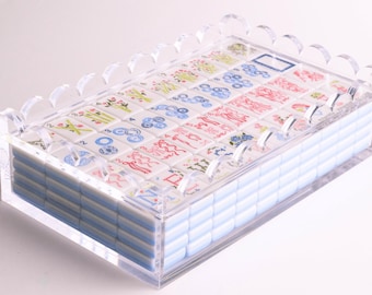 Scalloped Acrylic Box