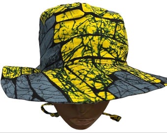 Sombrero de sol de ala ancha con estampado africano hecho a mano, accesorio flexible para el verano con lazo para la barbilla.