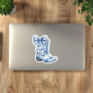 Blauwe bloemen cowboylaarzen sticker, westerse esthetische vinyl sticker, schattige Cottagecore cowgirl boot sticker - cadeau voor haar, laptop, bidon