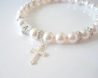 Baptism Bracelet, Gift for Goddaughter, First Communion Bracelet, First Communion Gift, Flower Girl Gift, Pearl Bracelet with Cross B242