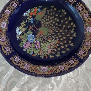 Rare Vintage Moroccan Taous Wedding Plate (1970s) – 36 cm Handcrafted Ceramic Art_Unique Design with Vibrant Colors for Display or Tableware