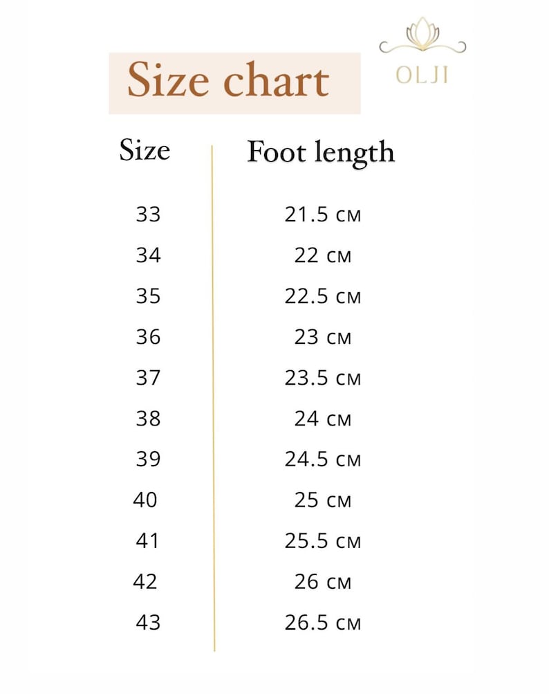 Puede incluir: Una tabla de tallas de zapatos que muestra las tallas de la 33 a la 43, con las longitudes de pie correspondientes en cent&iacute;metros, de 21,5 cm a 26,5 cm. La tabla tiene el t&iacute;tulo "Size chart" e incluye el logotipo de la marca "OLJI".