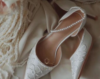 Wedding Bride Pearl Shoes White shoes with embroidery Bride shoes Bride Satin Stiletto Wedding pumps Ivory satin shoes heel 6 cm / 8 cm