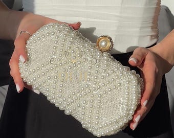 Pearl hanbag, beaded bag, bridal purse, ivory beaded bag, white bride pearl bag, janiss brand beaded bags, prom handbag, wedding handbag