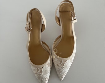 Lace Bridal Slingback Heels Pointed Toe Wedding Shoes Ivory White Elegant Bridal Pumps Wedding heels Custom Heel Height