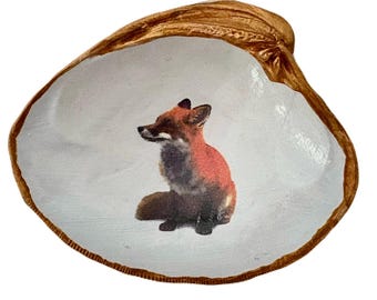 Fox clam shell ring dish