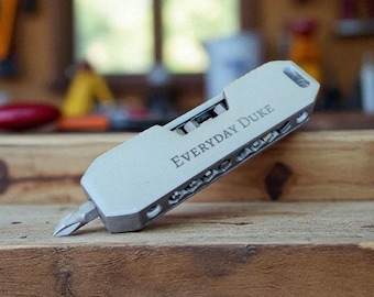 Custom Engraved Titanium EDC Screwdriver – Compact Pocket Tool with Magnetic Bits, Everyday Carry Multitool