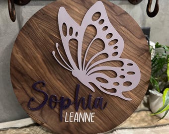 Targa con nome personalizzato a forma di farfalla / Targa con nome per bambini / Targa viola / Regalo personalizzato / Targa con nome a forma di farfalla in stile bohémien