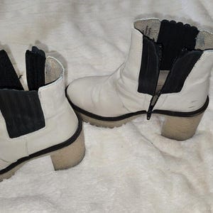 NEW Free People James Chelsea Ankle Boot Sz 8.5/39 White Leather Side Zip Womens image 3