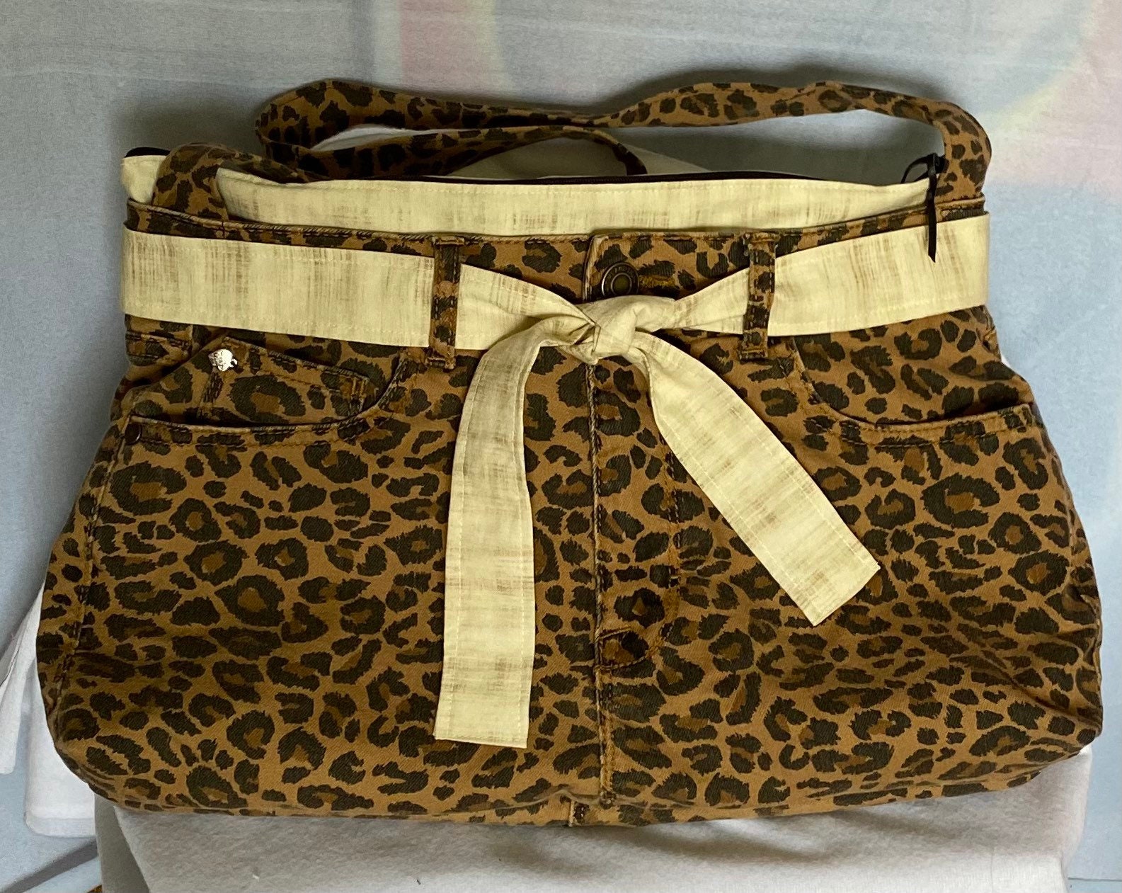  Heesch Tote Bag Leopard Hobo Bag Cheetah Print Hippie Bag Fabric  Shopping Bag Cloth Purse for Women (Leopard) : Clothing, Shoes & Jewelry
