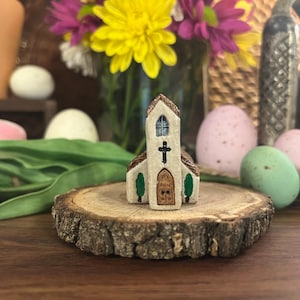 Easter Church Miniature Clay House – Handmade Décor for Fairy Gardens, Plant Pots, Gifts
