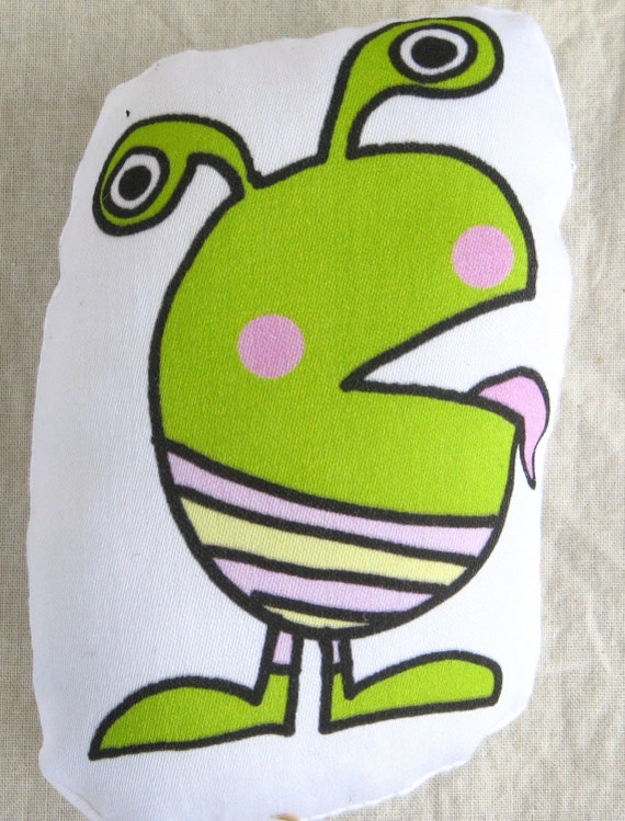 Items similar to Little Green Googly Eyes Monster on Etsy