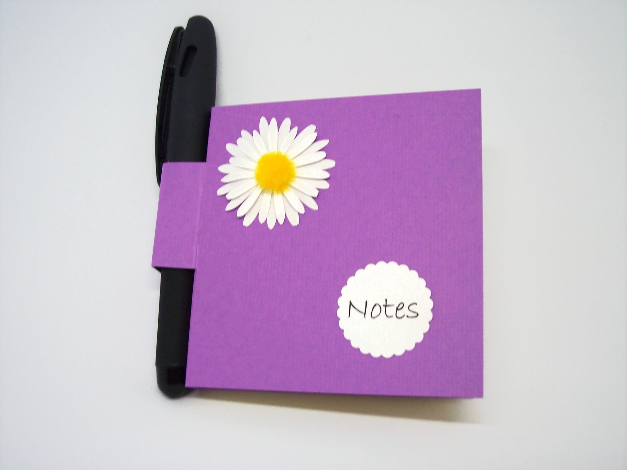 Daisy Post it note holder with gel pen purple Etsy