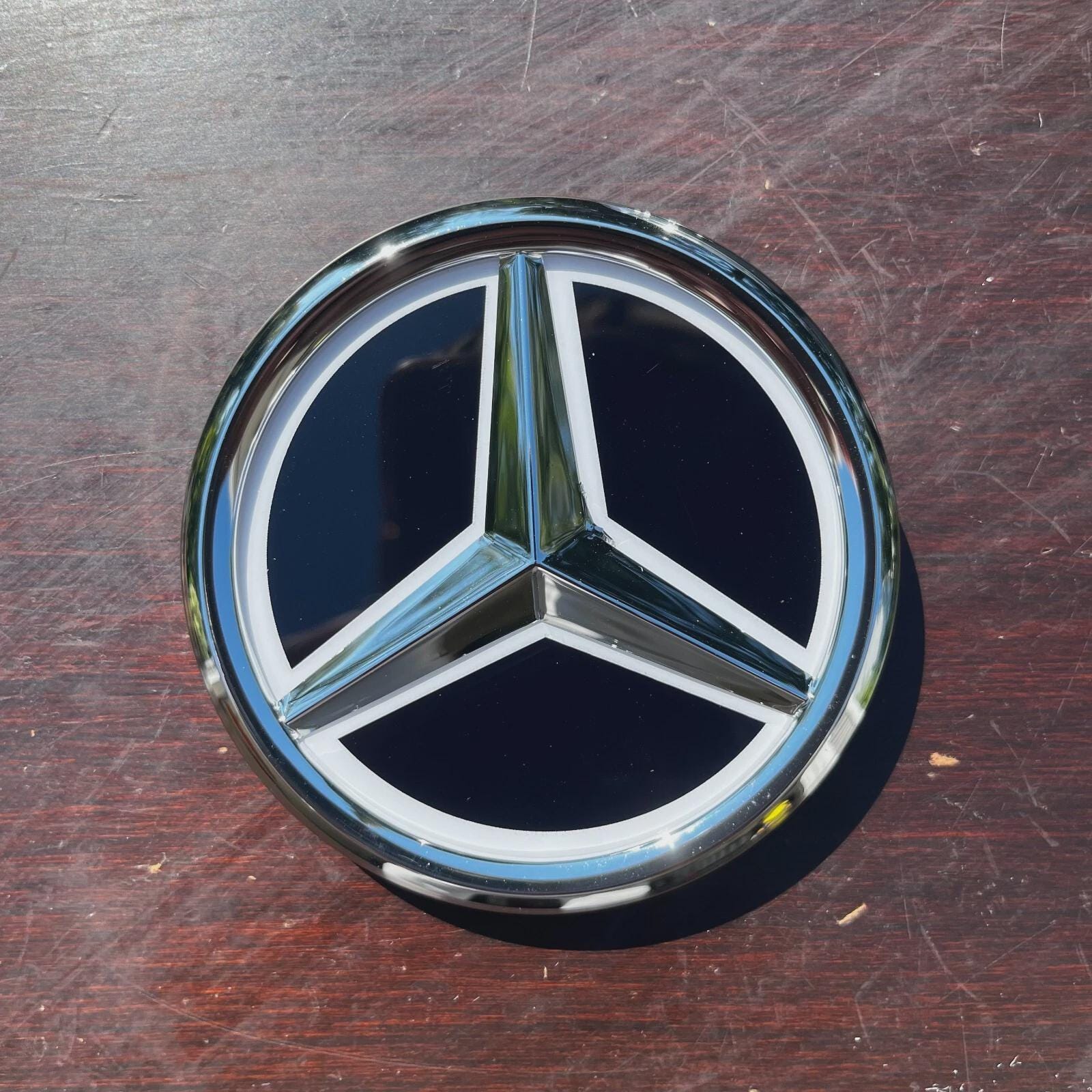 thumbnail interactive-video image 1 of Genuine Mercedes-Benz Left Outer Taillight Lens For W212 E-Class (2014) E350 E550 - LED, Black Housing 1 of 2