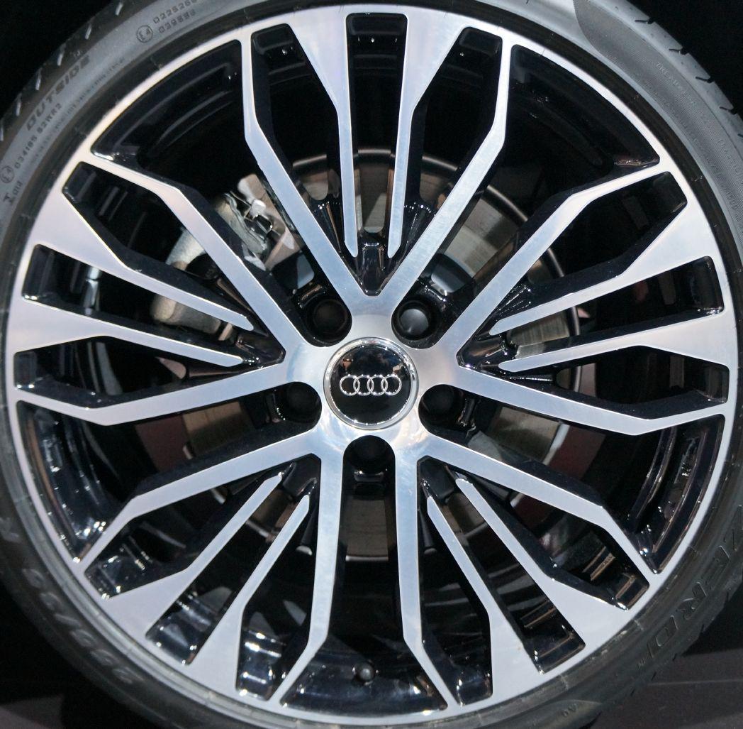 Audi 69mm Black Chrome Wheel Center Hub Caps – 4 Pack – OEM 4B0601170A – No Tools Needed