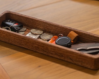 Handcrafted Oak Valet Tray – Minimalist Desk Organizer