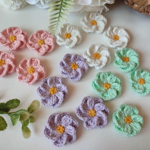 Crochet Colorful Flower Appliques, Scrapbooking, Embellishment, Motifs, Patches, Flowers for Decorating Clothes, Personalized Violet Flower