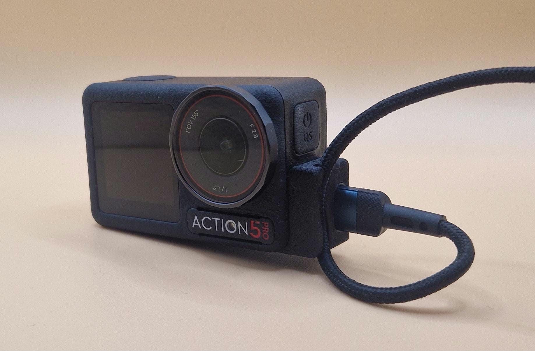 (1163) DJIジャパン OSMO Action OSMACT 中古 通電確 DJI Osmo Action 4, 5 & 6 USB Pass-through Door and Cable