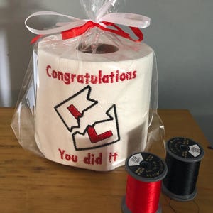 Rijbewijs - rijexamen - nieuwe auto - cadeau nieuwe bestuurder - auto's - autotestrit - gefeliciteerd, je hebt het gedaan - autorijden - rijles