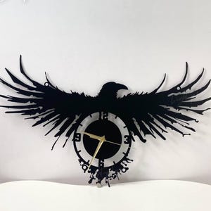 Metal Raven Clock For Wall | Wall Clock Unique for Home Decor and Wall Arts | Personalized Crow Modern Wall Clocks | Raven Lover Gift