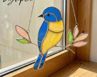Vitral decorativo para janela com pássaros, feito à mão, em vidro com design de galhos, um presente elegante para casa, jardim e amantes de pássaros.