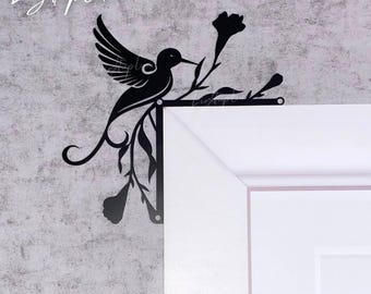 Hummingbird Door Corner | Bird and Flower Door Topper Metal Wall Art | Flower Hummingbird Hanging Sign for Bedroom Door Decoration