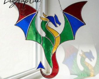 Dragon glas-in-loodraam, handgemaakte fantasie gevleugeld raam hangend voor thuis- of studiodecor, uniek cadeau voor mytheliefhebbers of vrienden