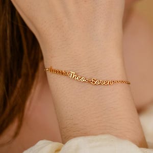 Pulsera con nombre pequeño, pulsera con varios nombres, pulsera dorada con el nombre de la familia, pulsera personalizada con el nombre del bebé, regalo para el mejor amigo, pulsera para mamá