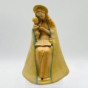 Vintage Virgin Mary Baby Jesus Heavy Solid Figure Figurine Statuette Embossed