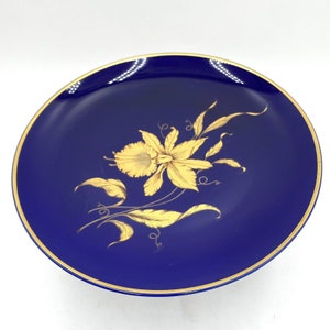 Echt Taeger Cobalt Blue Round Plate Bavaria Germany Gold Trim Floral