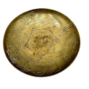 Chinese Vintage Brass Dragon Etched Large Decorative Bowl