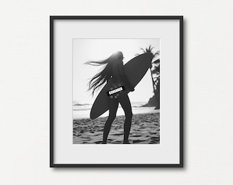Surferin Silhouette Print: Schwarz Weiss Strand Fotografie (Digitaler Download)