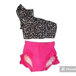 Single flutter shoulder cheetah top and neon pink set great for dance/ cheer/ gymnastics / conventions/ exercise / athletic wear/ tumbling