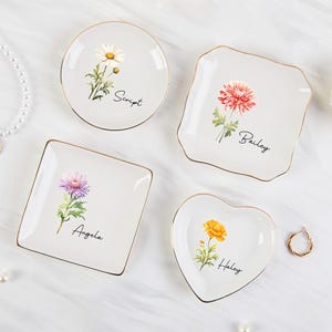 Personalized Birth Flower Ring Dish,Birthday Flower Trinket Dish,Birth Flower Trinket Dish,Colorful Jewelry Dish,wedding bridesmaid gifts