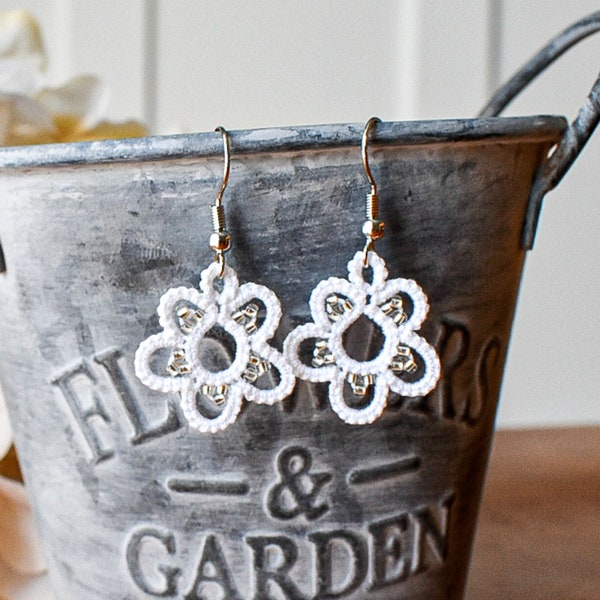 Dainty White Flower Earrings | Lace Jewelry | White earrings | Lightweight Beaded Lace Earrings | Floral Earrings | Mom Gift | Gift for Wife