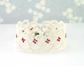 Cream lace bracelet, Victorian lace bracelet, Matte red beaded bracelet, Gift for her, Bridesmaid bracelet, wedding bracelet, tatting lace