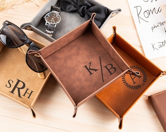 Vassoio portaoggetti in pelle personalizzato, vassoio portaoggetti con monogramma inciso