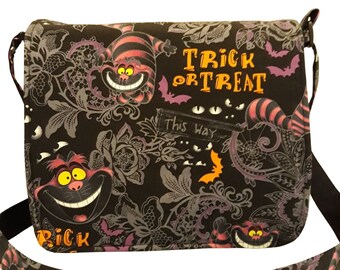 Sac besace rabat bandoulière alice in wonderland cheshire cat