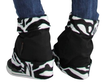 Reversible zebra GAITERS black and white